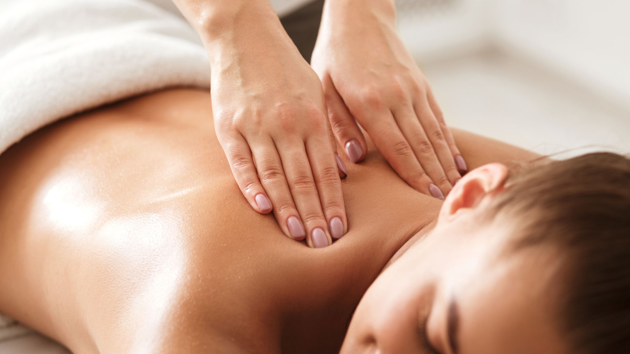 Deep Tissue Massage in Jumeirah Village Triangle-JVT